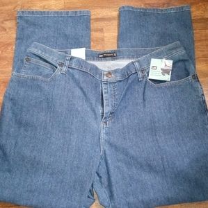 Lee relaxed fit straight leg jeans